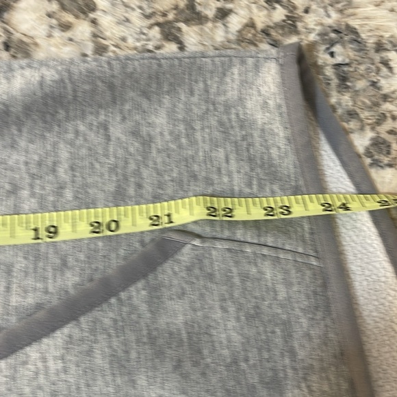 Under Armour Hoodie - Picture 7 of 7